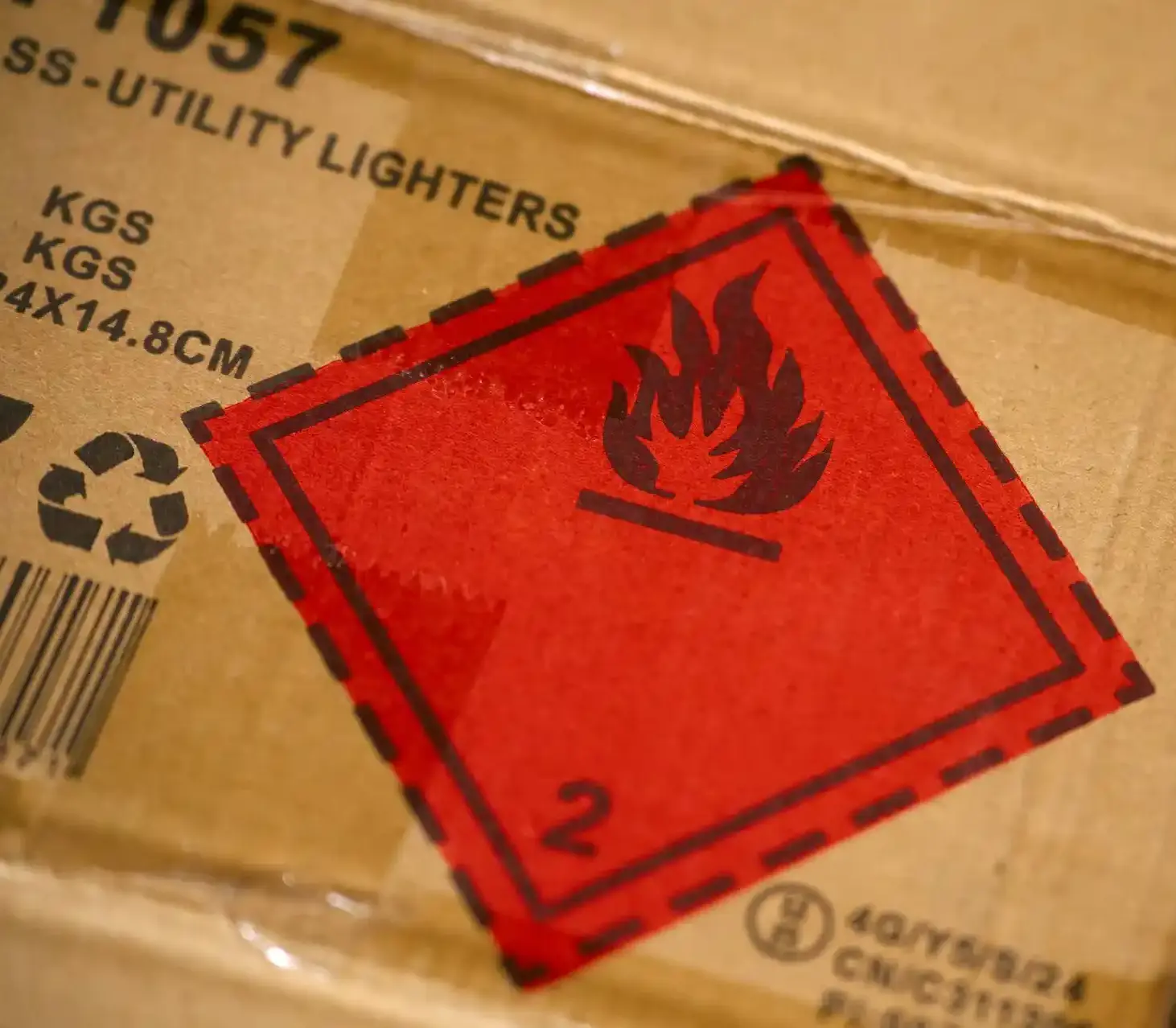 flamable-box-UR-Cargo
